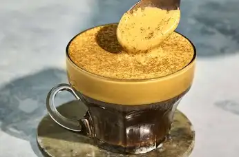 Vietnamese Cà Phê Trứng