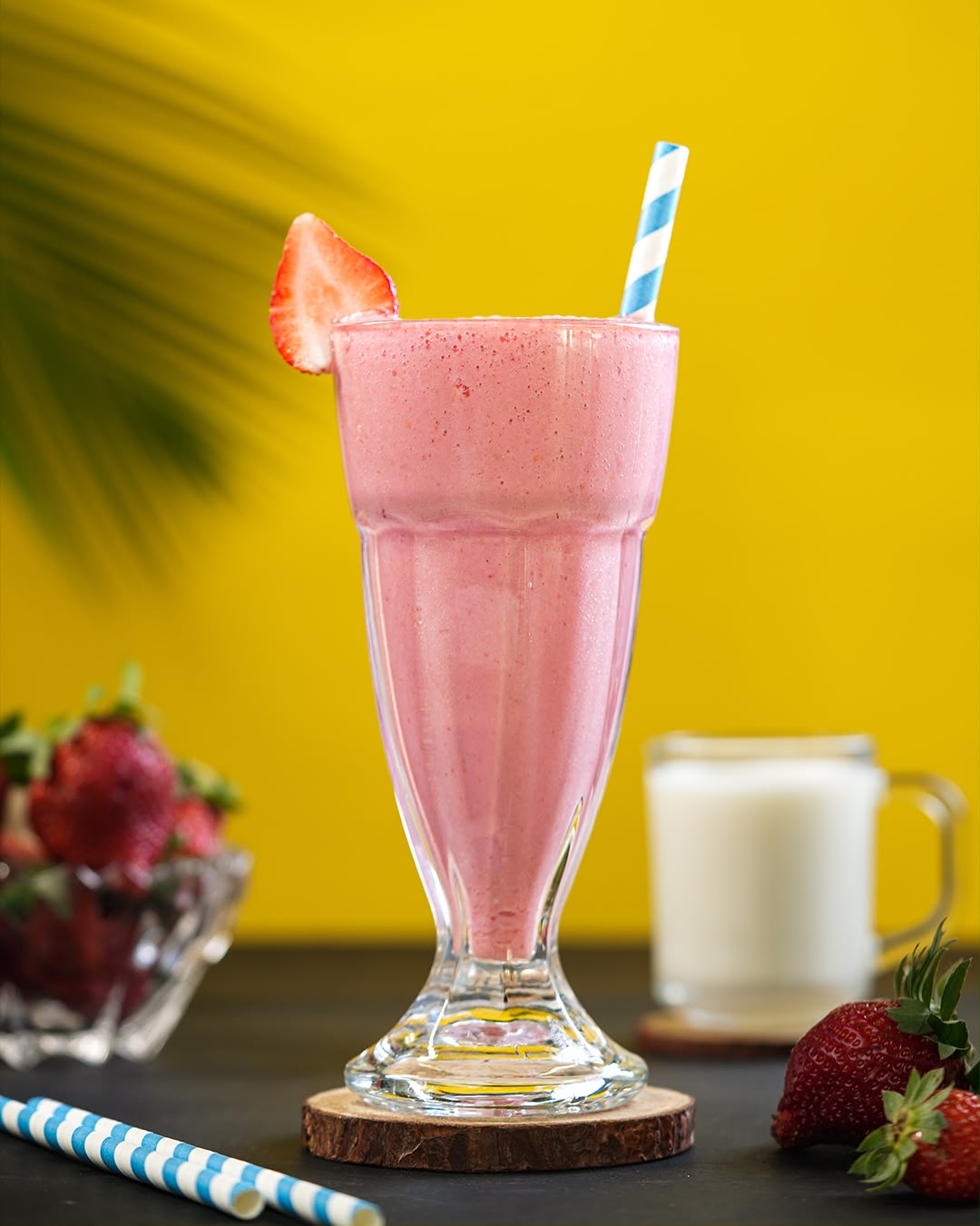 Strawberry milk shake 