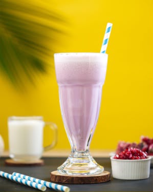 Pomegranate milk shake 